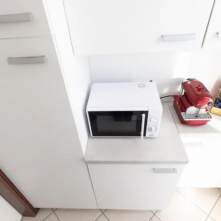 Feriehus Azzurra 1- By Interhome