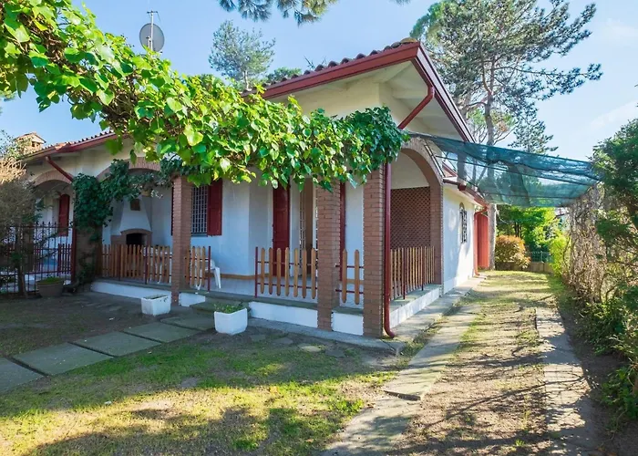 Azzurra 1- By Interhome Nyaraló