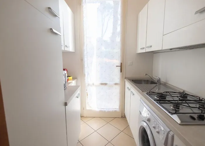 Azzurra 1- By Interhome Nyaraló Lido delle Nazioni