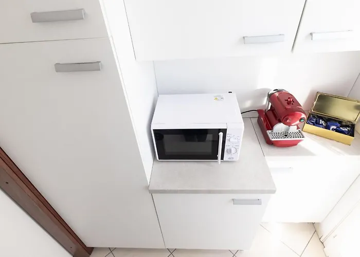 Ferienhaus Azzurra 1- By Interhome