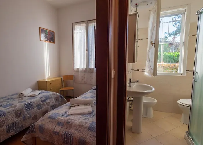 Nyaraló Azzurra 1- By Interhome *